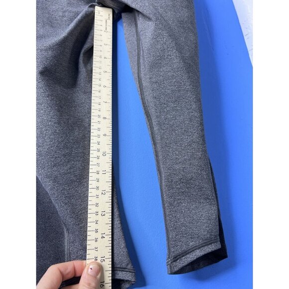 Lululemon Mid-Rise Cropped Leggings Womens 4 Gray Capris hiking outdoors - Picture 6 of 11